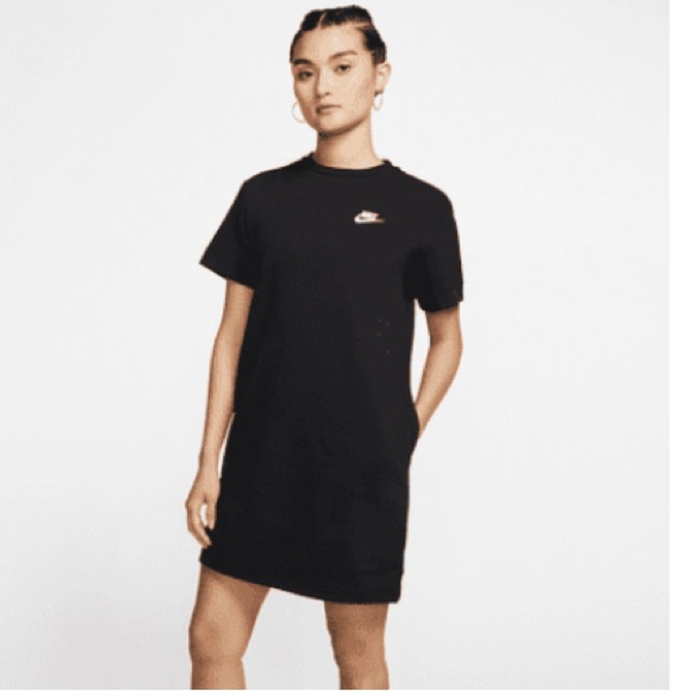 Nike Sportswear Tech Fleece Women’s T-shirt dress